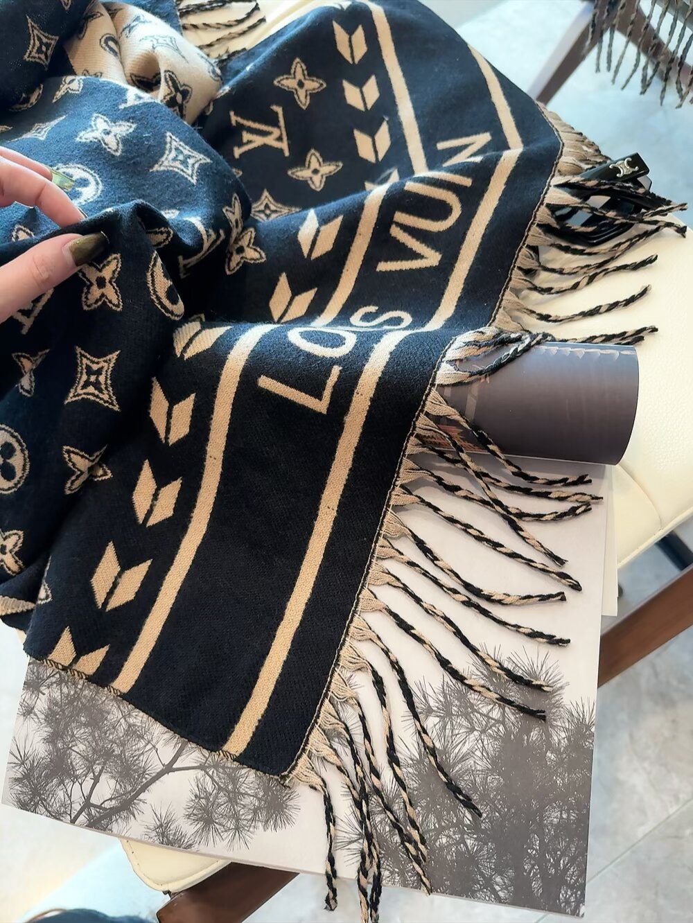 764FC39043570091AB8D16C5A23FAFCA